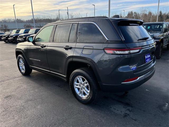 new 2025 Jeep Grand Cherokee car, priced at $39,595