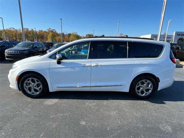 used 2023 Chrysler Pacifica car, priced at $33,399