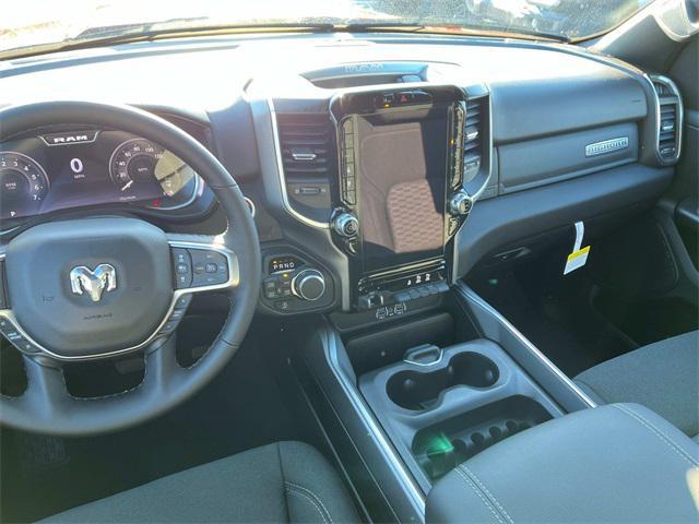 new 2025 Ram 1500 car, priced at $61,587