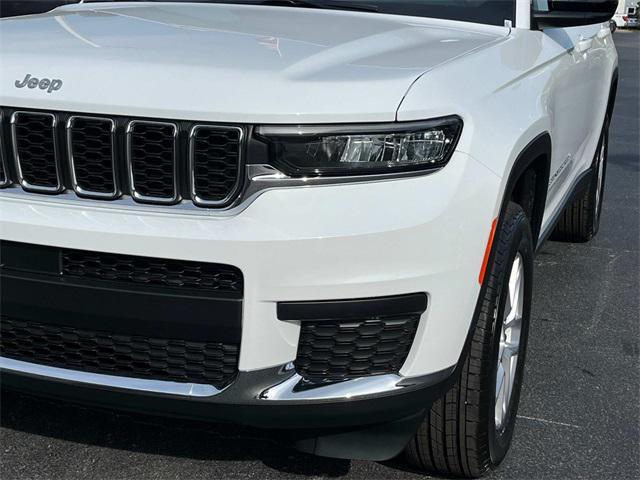new 2025 Jeep Grand Cherokee L car, priced at $42,237