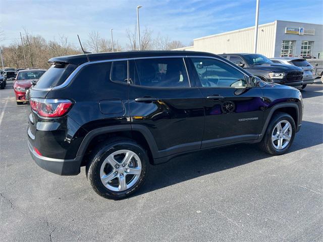 new 2024 Jeep Compass car, priced at $25,878