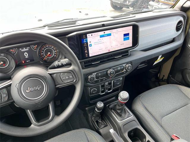 new 2025 Jeep Wrangler car, priced at $41,250