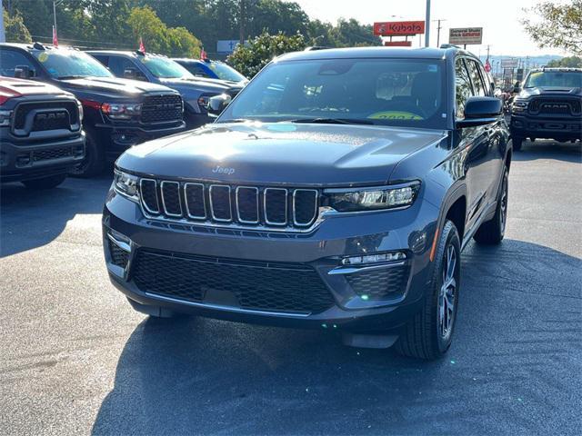 new 2024 Jeep Grand Cherokee car, priced at $49,490