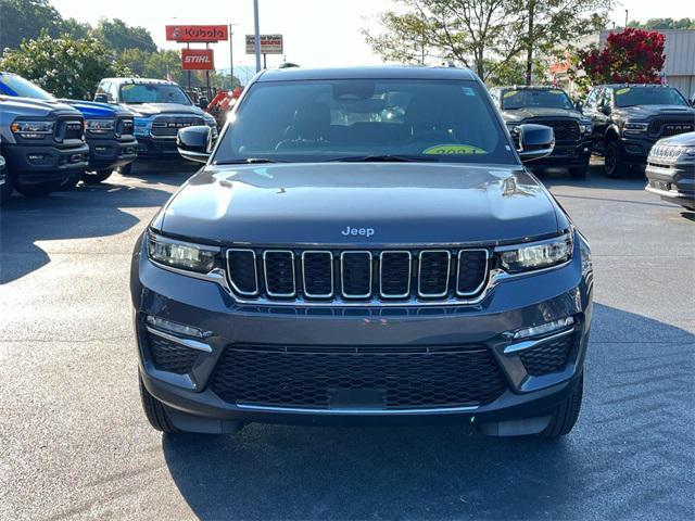 new 2024 Jeep Grand Cherokee car, priced at $49,490