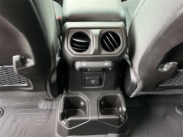 new 2025 Jeep Gladiator car, priced at $57,305