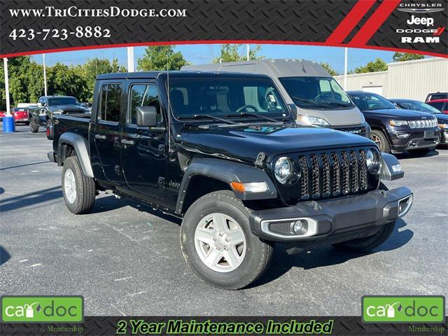 used 2023 Jeep Gladiator car, priced at $27,358