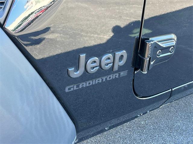 used 2023 Jeep Gladiator car, priced at $27,358