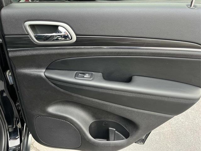 used 2021 Jeep Grand Cherokee car, priced at $26,637