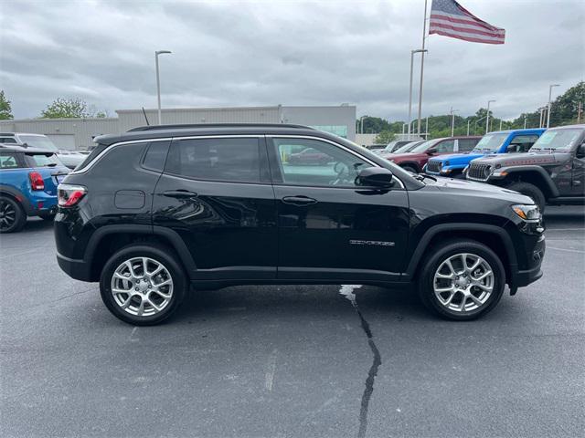 new 2024 Jeep Compass car, priced at $38,170