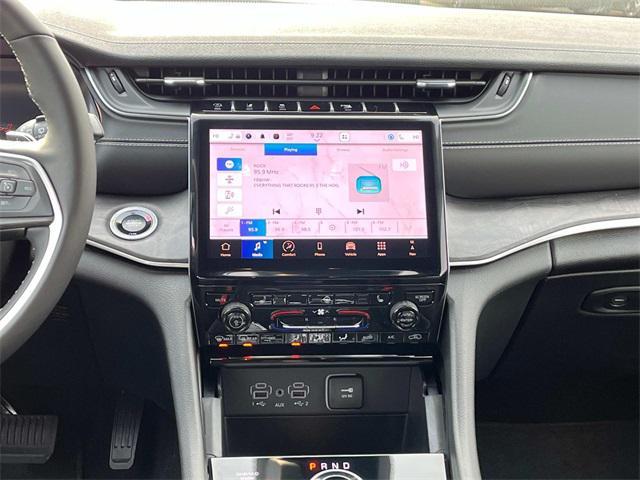 new 2025 Jeep Grand Cherokee car, priced at $46,377