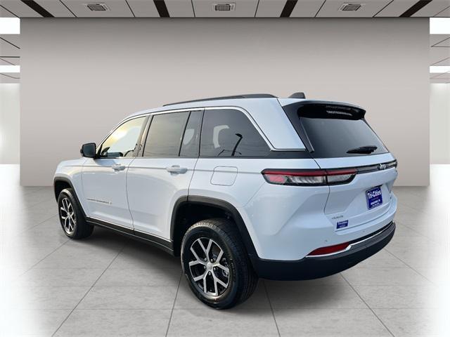 new 2025 Jeep Grand Cherokee car, priced at $47,741