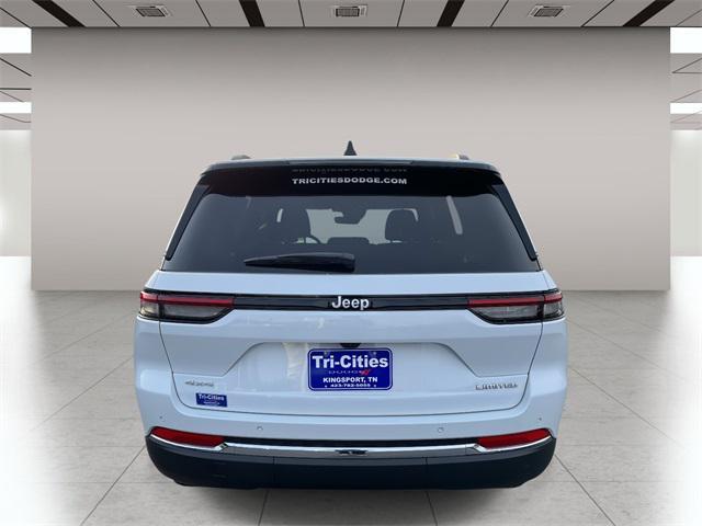 new 2025 Jeep Grand Cherokee car, priced at $47,741