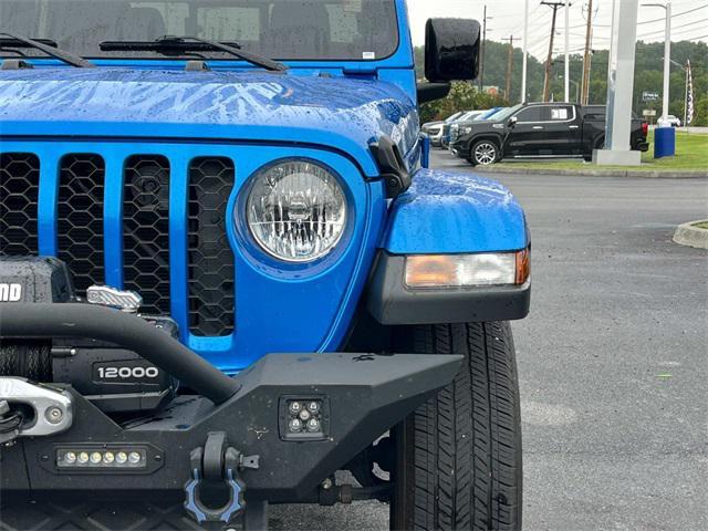 used 2023 Jeep Gladiator car, priced at $32,157
