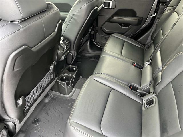 new 2025 Jeep Gladiator car, priced at $50,300