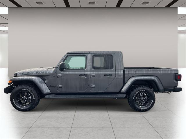 new 2025 Jeep Gladiator car, priced at $50,300