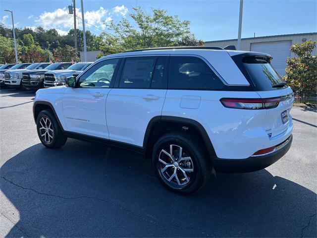 new 2024 Jeep Grand Cherokee car, priced at $51,052