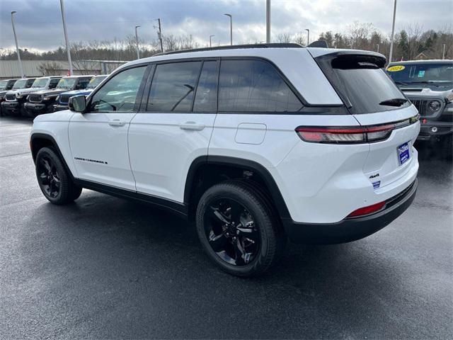 new 2025 Jeep Grand Cherokee car, priced at $50,717