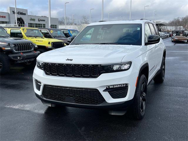 new 2025 Jeep Grand Cherokee car, priced at $50,717