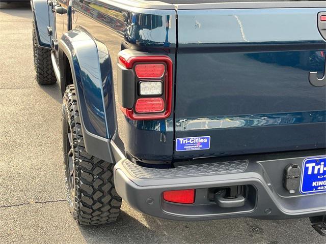 new 2025 Jeep Gladiator car, priced at $50,001