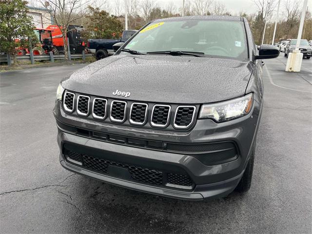 new 2024 Jeep Compass car, priced at $25,878