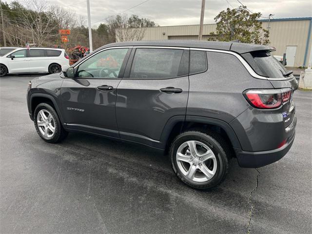 new 2024 Jeep Compass car, priced at $25,878