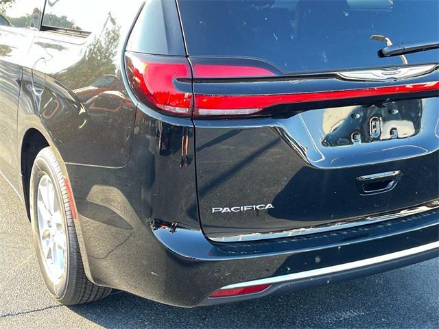 new 2026 Chrysler Pacifica car, priced at $46,355