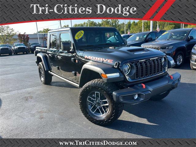 new 2024 Jeep Gladiator car, priced at $61,626