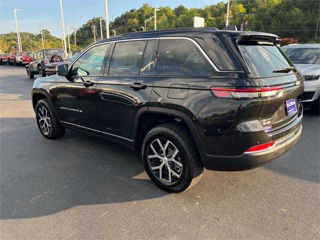 new 2024 Jeep Grand Cherokee car, priced at $49,990