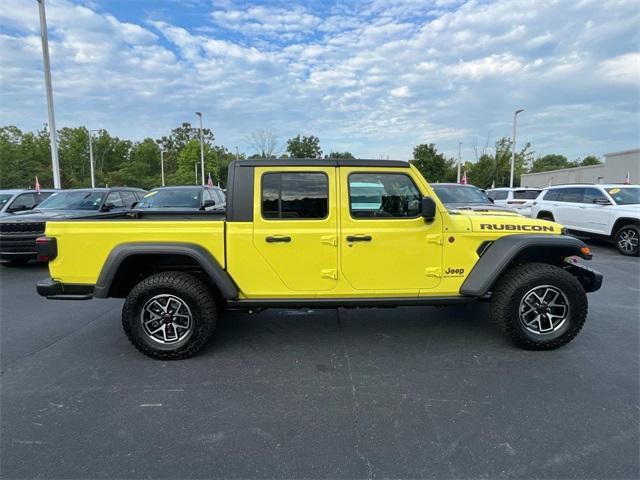 new 2024 Jeep Gladiator car, priced at $58,560