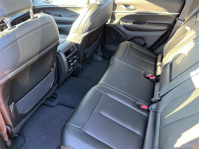 new 2025 Jeep Grand Cherokee car, priced at $46,269