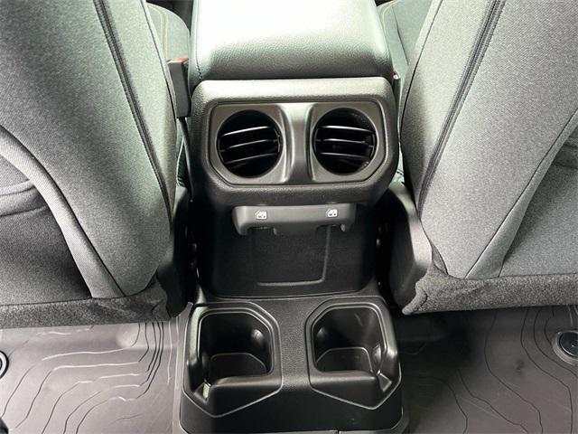 new 2025 Jeep Gladiator car, priced at $48,301
