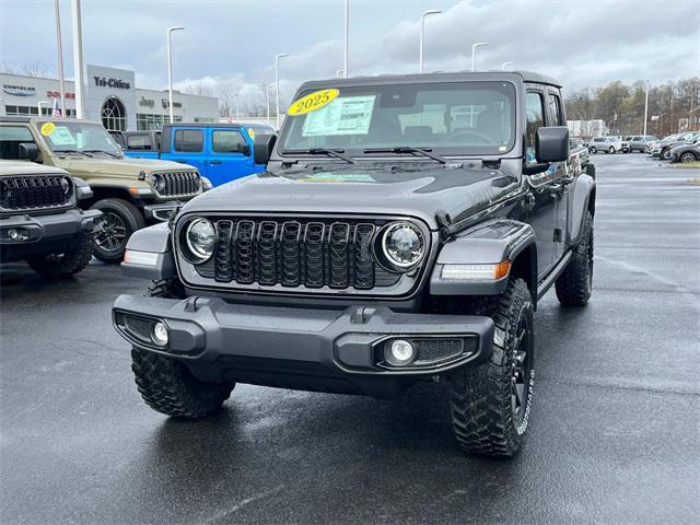 new 2025 Jeep Gladiator car, priced at $48,301