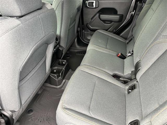 new 2025 Jeep Gladiator car, priced at $48,301