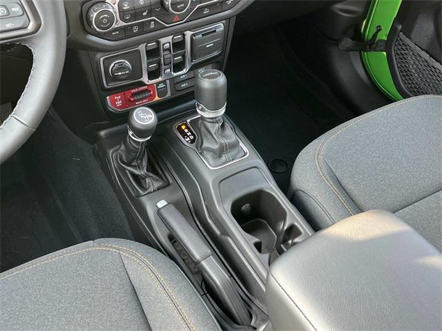 new 2025 Jeep Gladiator car, priced at $51,428