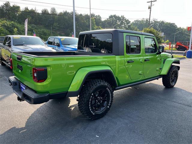new 2025 Jeep Gladiator car, priced at $51,428