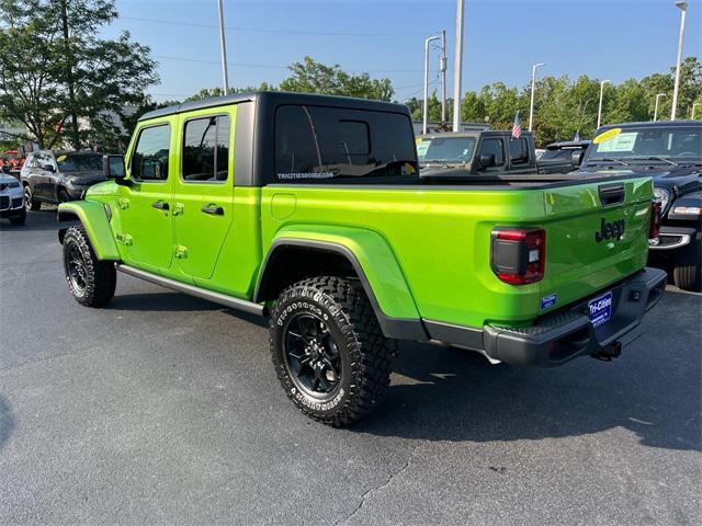 new 2025 Jeep Gladiator car, priced at $51,428