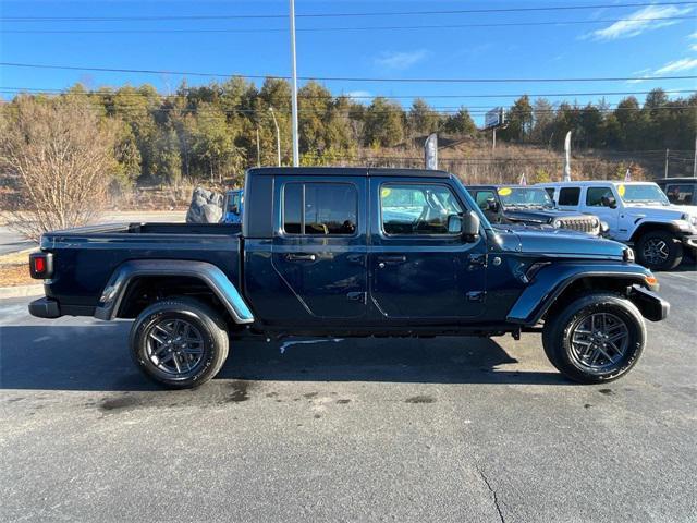 new 2025 Jeep Gladiator car, priced at $46,591