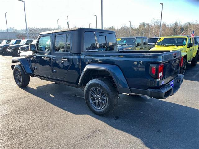 new 2025 Jeep Gladiator car, priced at $46,591