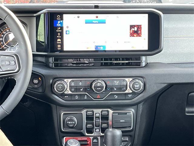 new 2025 Jeep Wrangler car, priced at $54,296