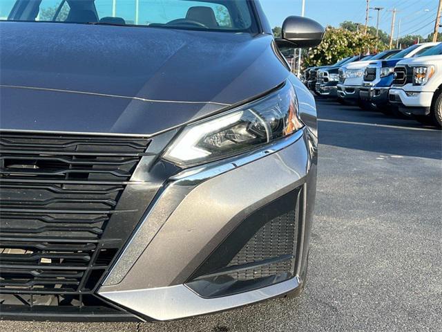 used 2023 Nissan Altima car, priced at $21,085