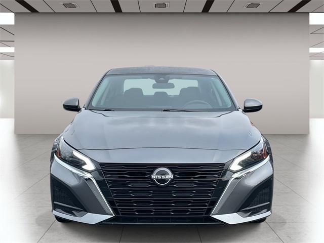 used 2023 Nissan Altima car, priced at $20,985