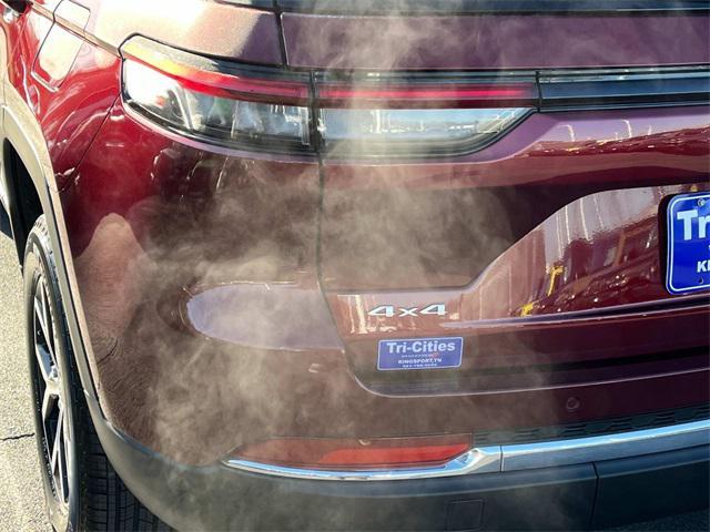 new 2025 Jeep Grand Cherokee car, priced at $46,590