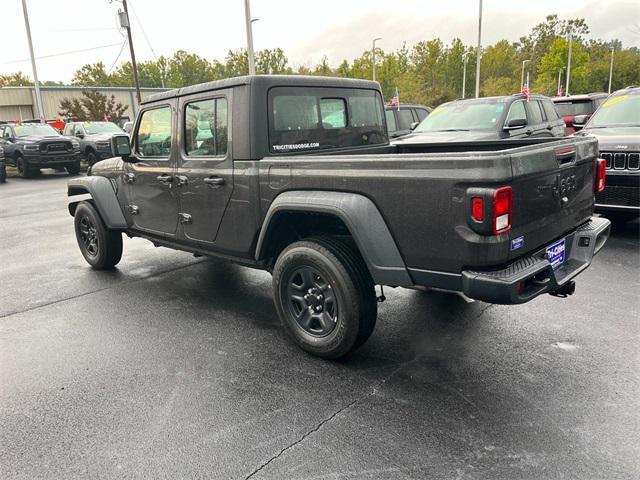 new 2024 Jeep Gladiator car, priced at $42,481