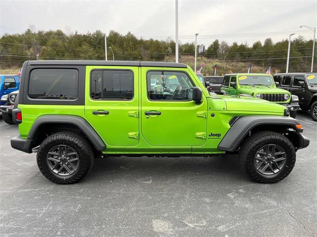 new 2025 Jeep Wrangler car, priced at $44,070