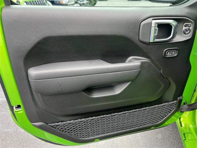 new 2025 Jeep Wrangler car, priced at $44,070