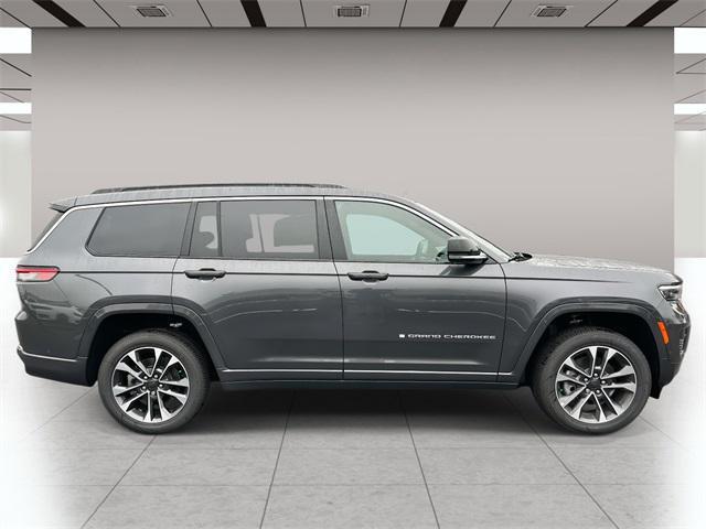 new 2025 Jeep Grand Cherokee L car, priced at $69,879