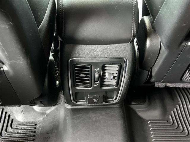 used 2020 Jeep Grand Cherokee car, priced at $24,635