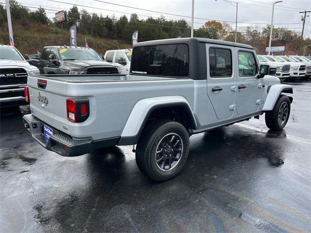 used 2023 Jeep Gladiator car, priced at $34,868