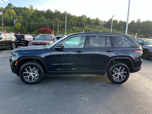 new 2024 Jeep Grand Cherokee car, priced at $49,990