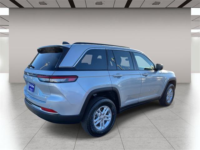 new 2025 Jeep Grand Cherokee car, priced at $41,837